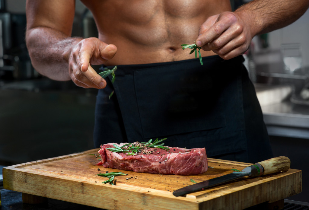 How to cook a steak manly men should cook